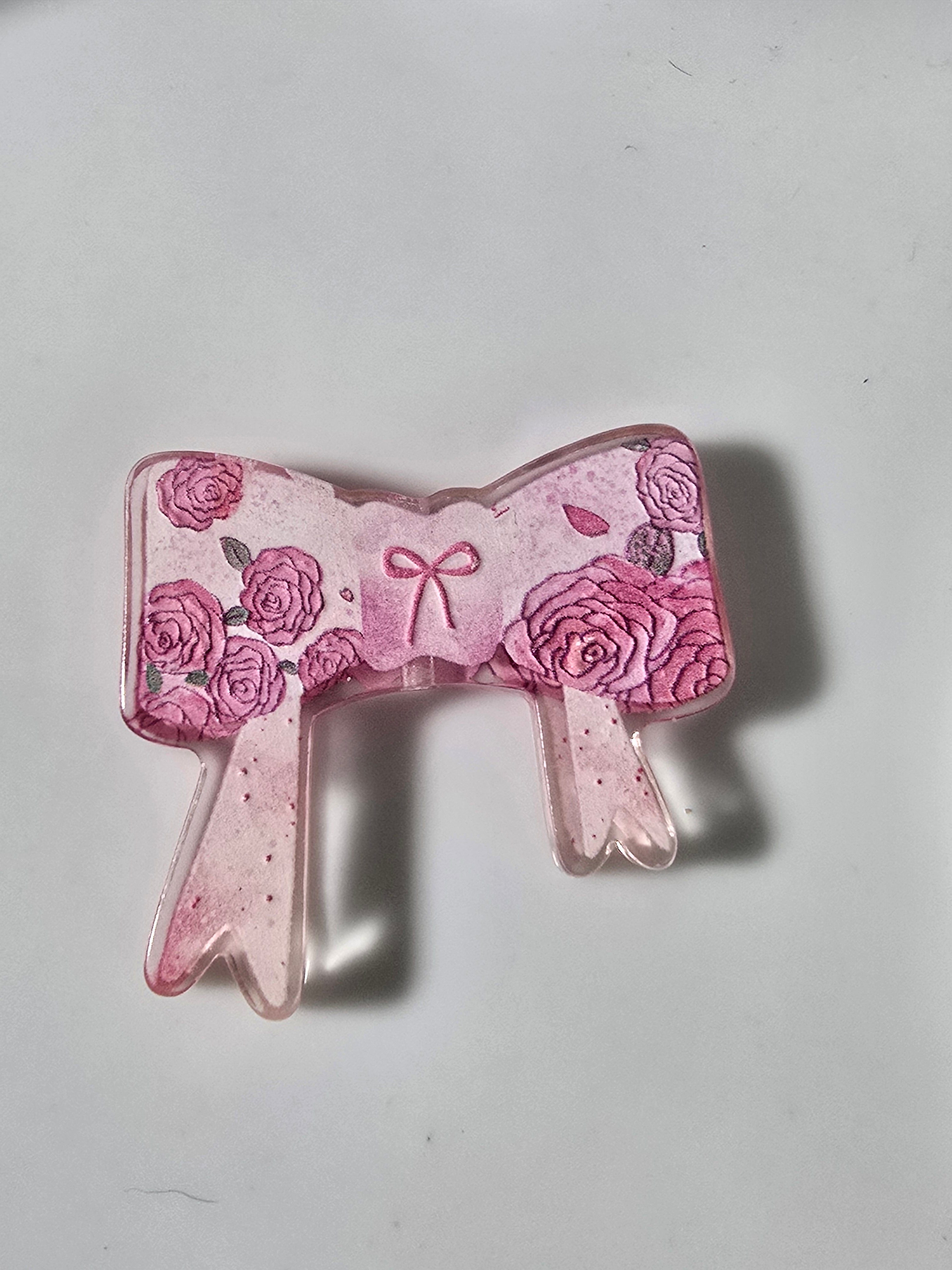 Acrylic bows for pens and keychains