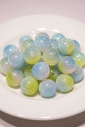 Shimmery 16mm resin beads - set of 5