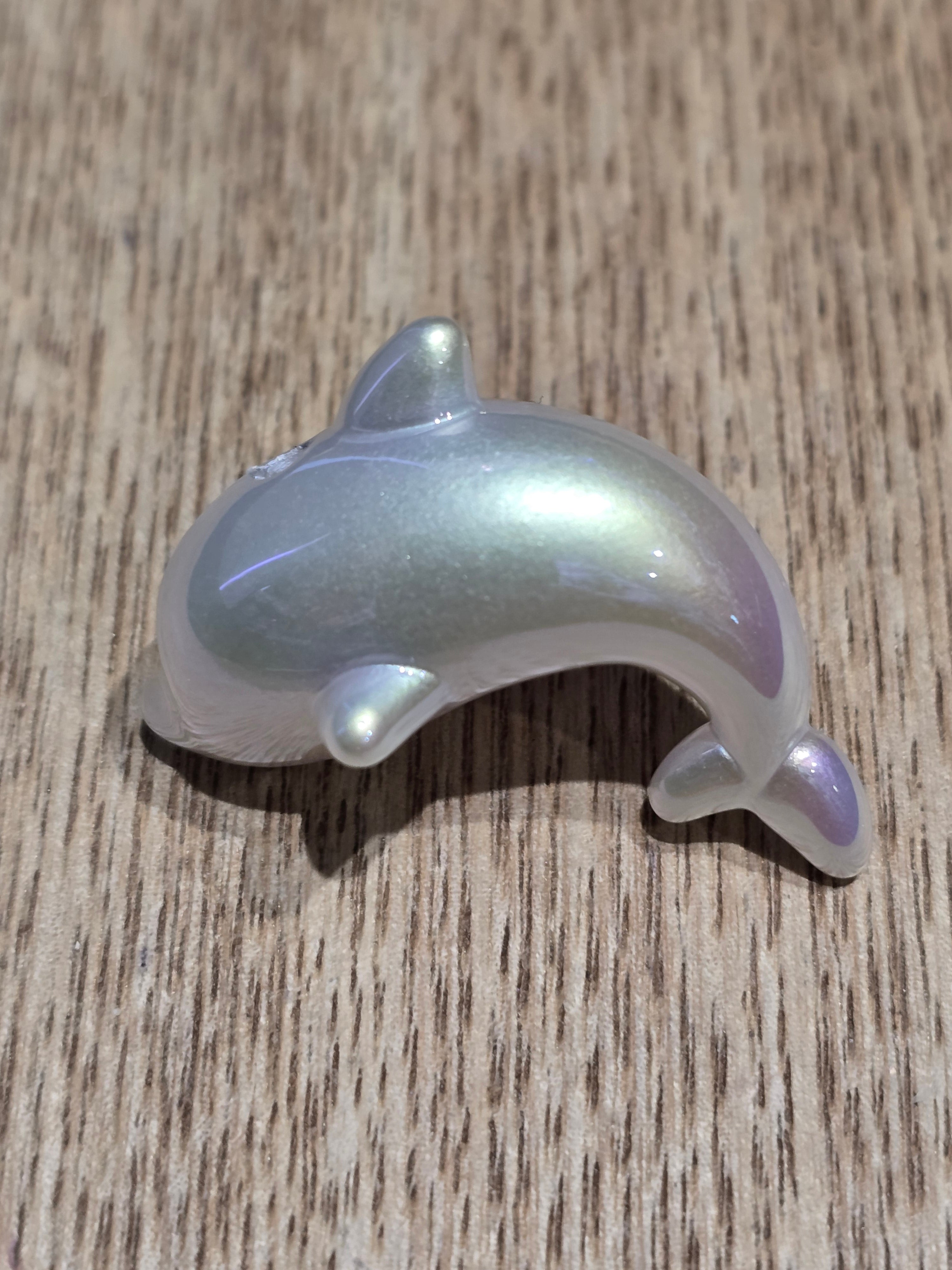 acrylic bead dolphin shaped