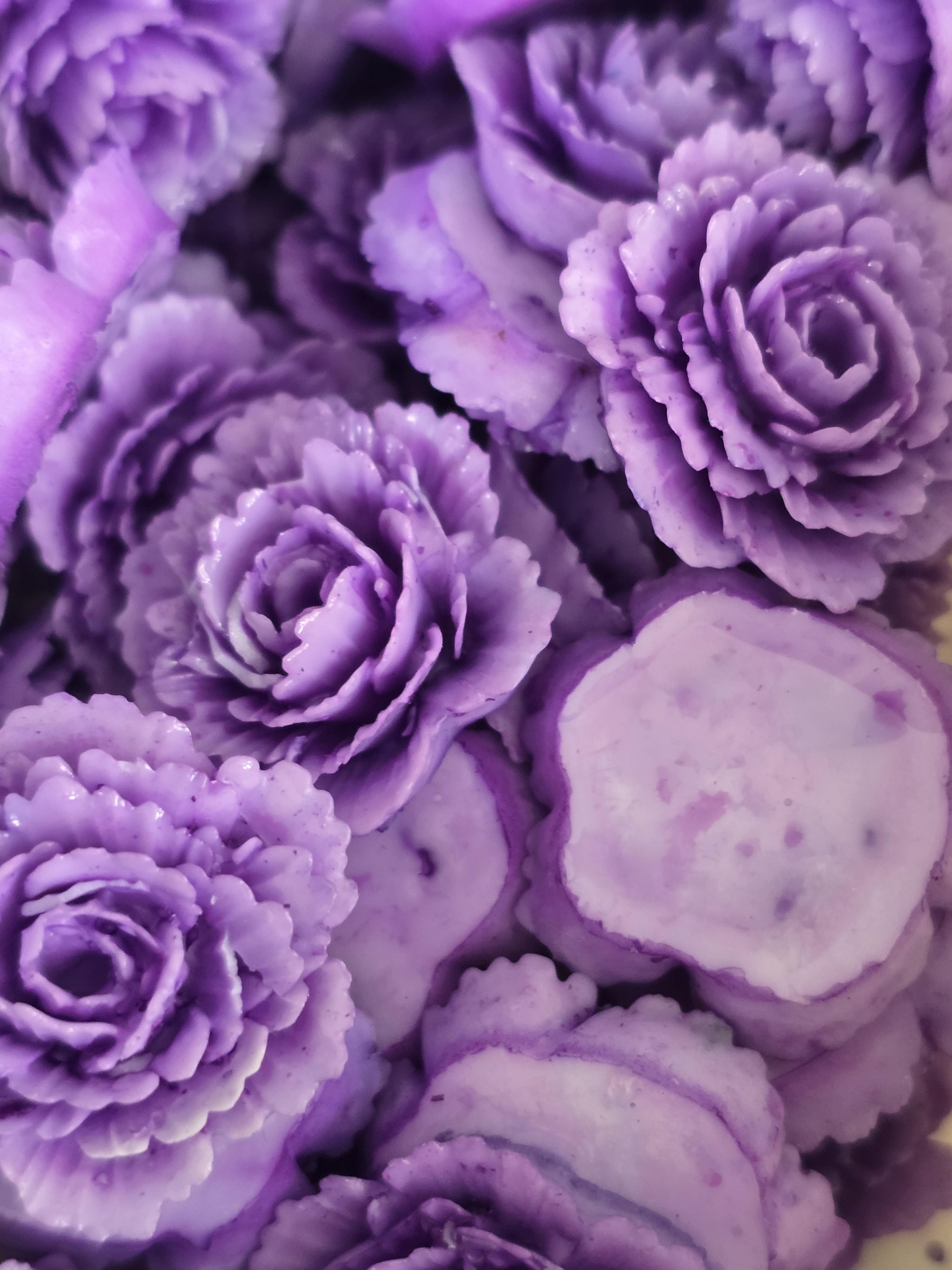 25mm soft flower beads for jewellery making 10 for £1.50 | Beadtacular
