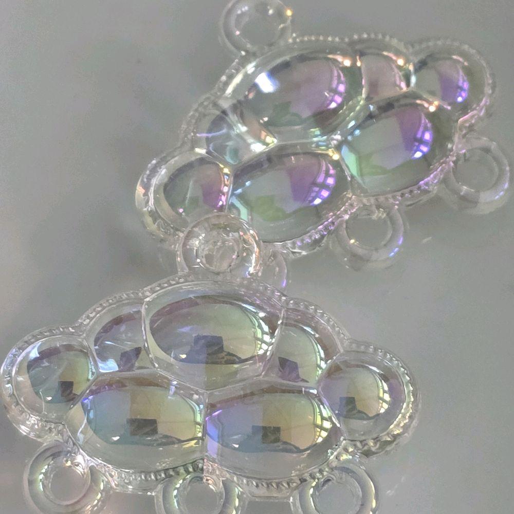 Acrylic cloud connectors