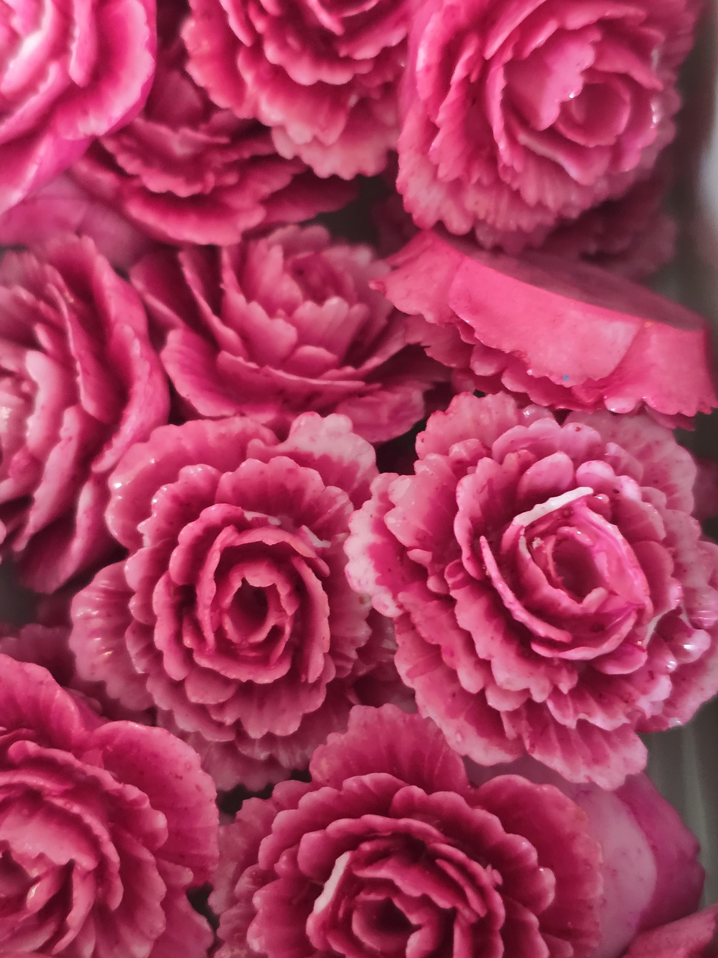 25mm soft flower beads for jewellery making 10 for £1.50 | Beadtacular