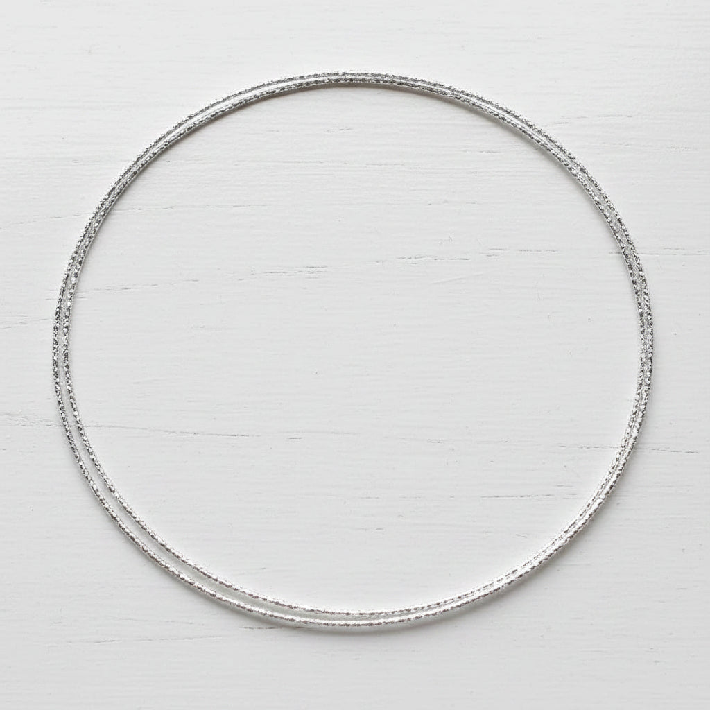 10cm Hammered effect hoops - set of 5